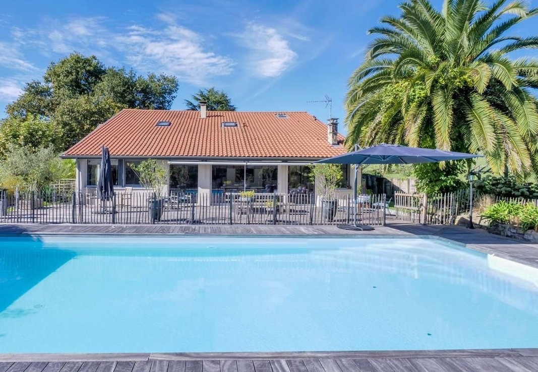 piscine coque THEA blanche