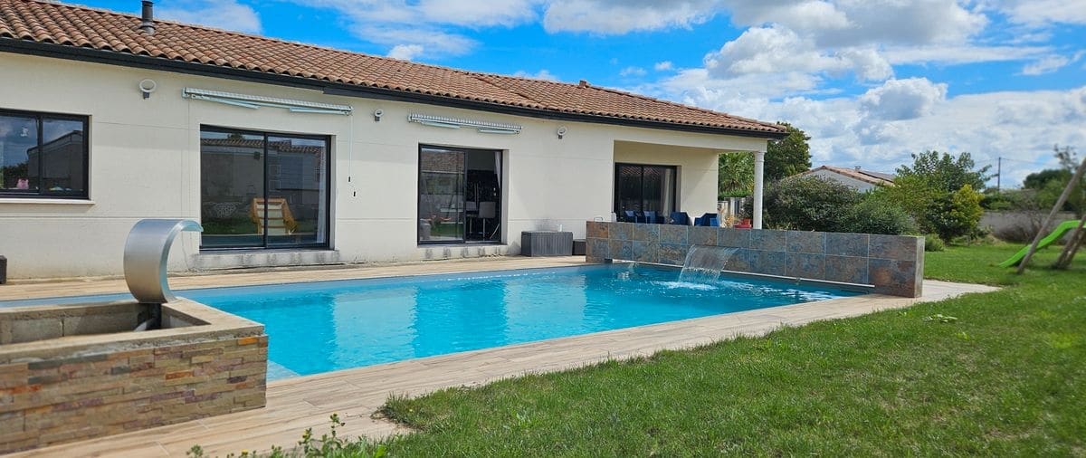 piscine coque cassandra plage maison de ville